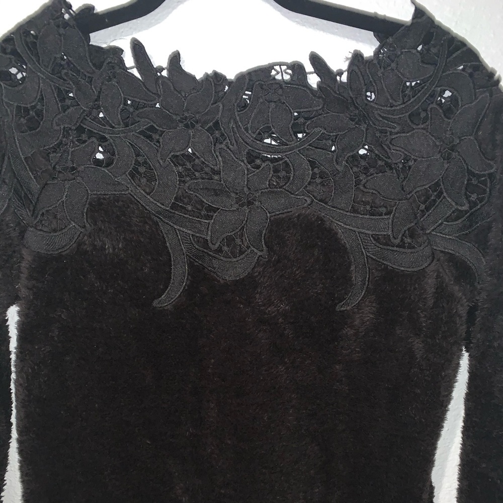 Francesca’s Sweater - Picture 2 of 3